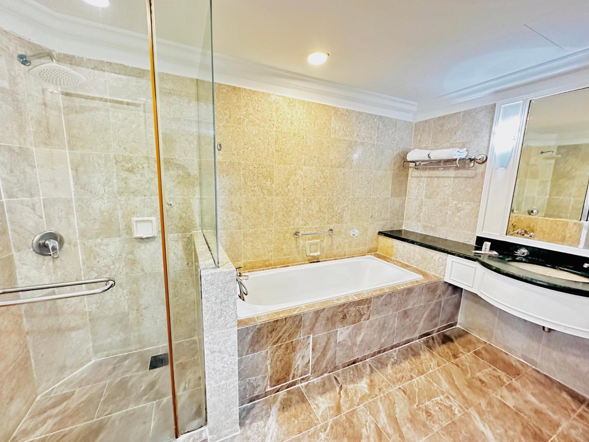 Blissful At Berjaya Times Square Apartment